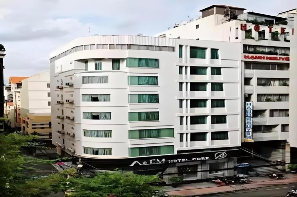 The White Hotel 8A Thai Van Lung Ho Şi Min Dış mekan fotoğraf