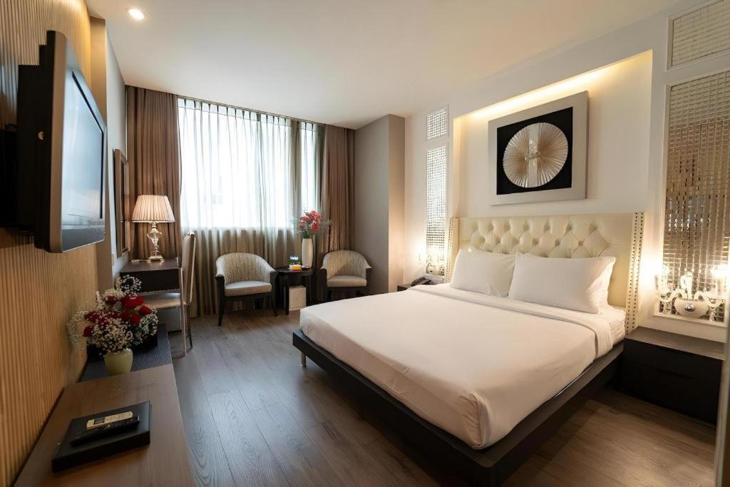 The White Hotel 8A Thai Van Lung Ho Şi Min Dış mekan fotoğraf