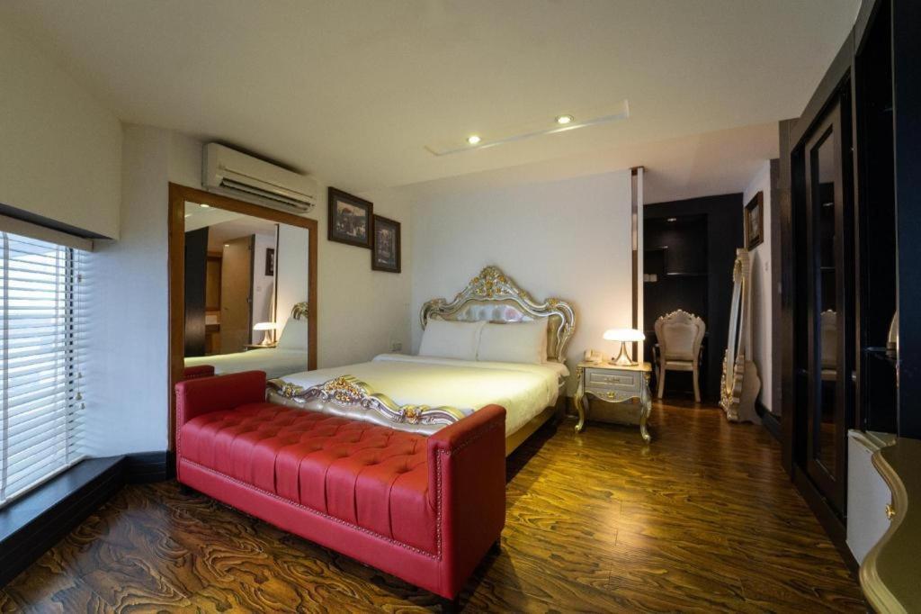 The White Hotel 8A Thai Van Lung Ho Şi Min Dış mekan fotoğraf