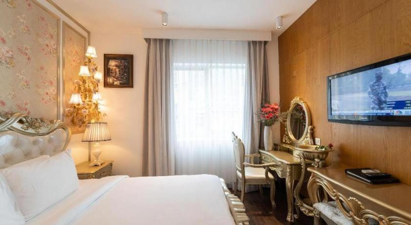 The White Hotel 8A Thai Van Lung Ho Şi Min Dış mekan fotoğraf