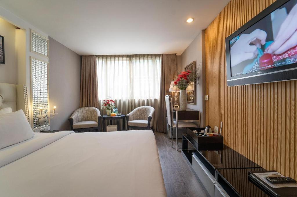 The White Hotel 8A Thai Van Lung Ho Şi Min Dış mekan fotoğraf