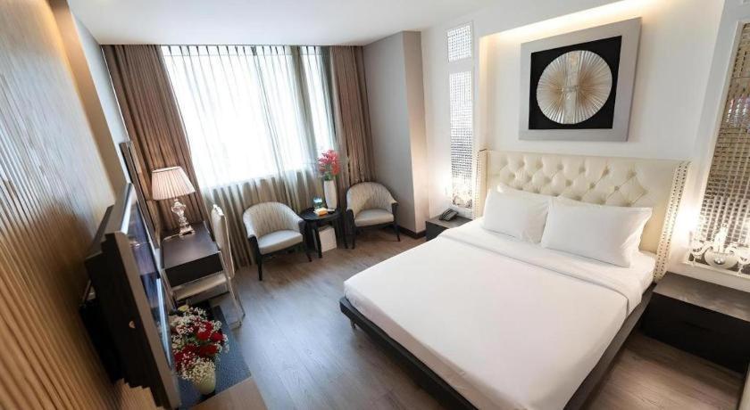 The White Hotel 8A Thai Van Lung Ho Şi Min Dış mekan fotoğraf