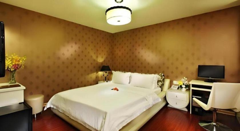 The White Hotel 8A Thai Van Lung Ho Şi Min Dış mekan fotoğraf
