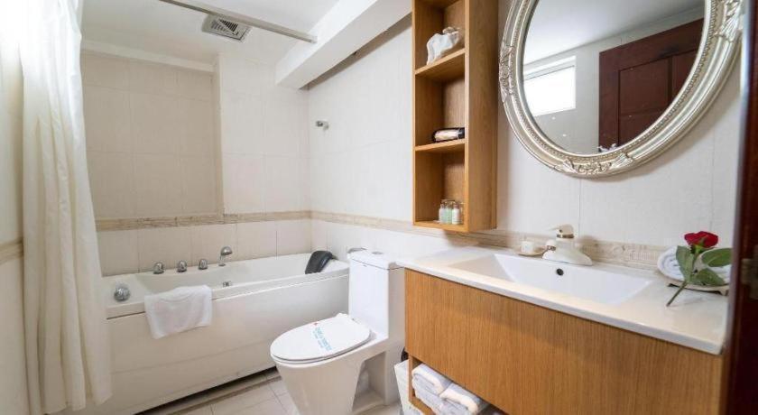 The White Hotel 8A Thai Van Lung Ho Şi Min Dış mekan fotoğraf
